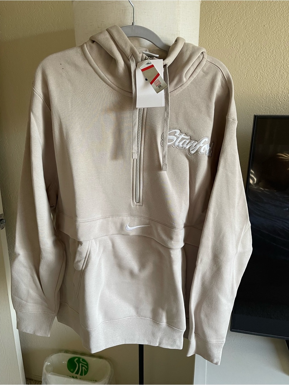 Nike Men’s Stanford Half-Zip Hoodie in Light Beige